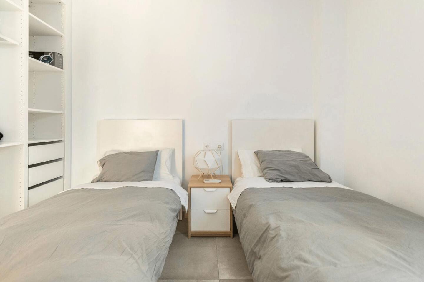 Vivienda Junto A Ruzafa - 12 Pax Y Mas Apartment Valencia Ngoại thất bức ảnh